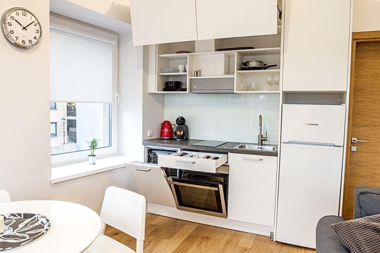 Modern 1Bd Apartment In Old Town By Hostlovers Kaunas Eksteriør billede
